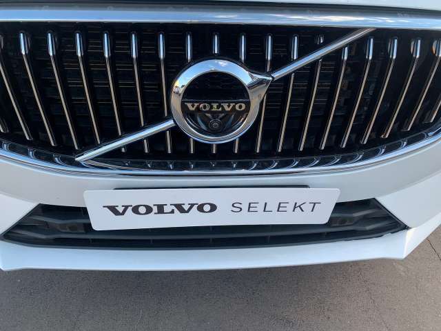 2017 VOLVO XC60 D4 INSCRIPTION
