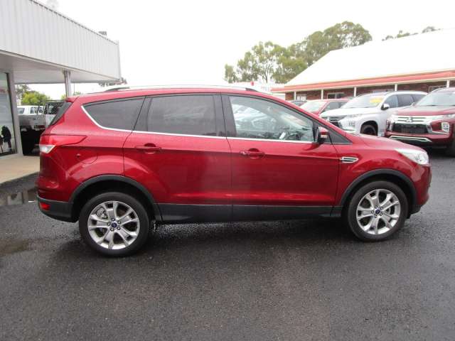 2015 FORD KUGA TREND