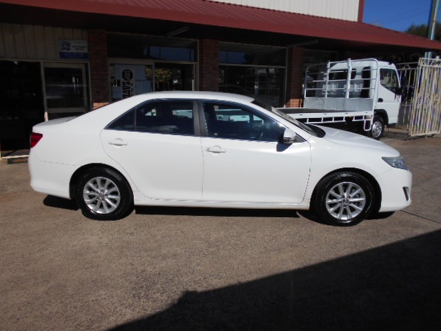 2015 TOYOTA CAMRY ALTISE