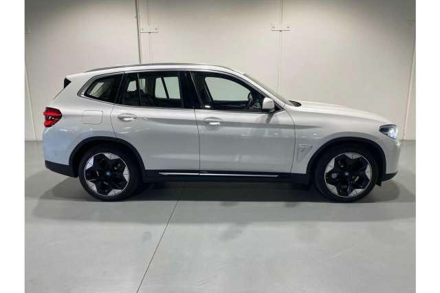 2021 BMW IX3 (NO BADGE)