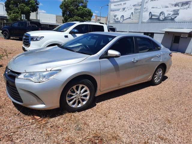 2017 TOYOTA CAMRY ALTISE