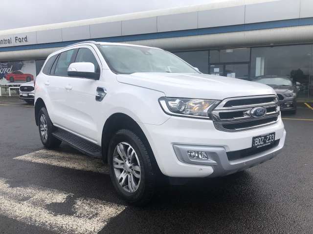 2017 FORD EVEREST TREND
