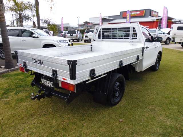 2016 TOYOTA HILUX WORKMATE