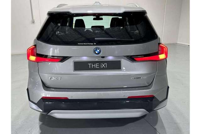 2024 BMW IX1 EDRIVE20 XLINE