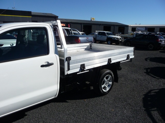 2013 TOYOTA HILUX WORKMATE