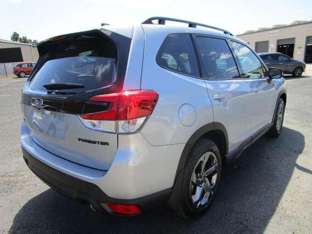 2023 SUBARU FORESTER 2.5I-S 50 YEARS EDITION S5