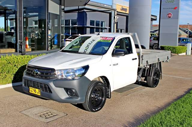 2021 TOYOTA HILUX WORKMATE