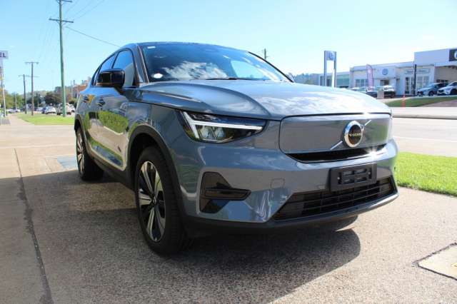 2023 VOLVO C40 RECHARGE PURE ELECTRIC