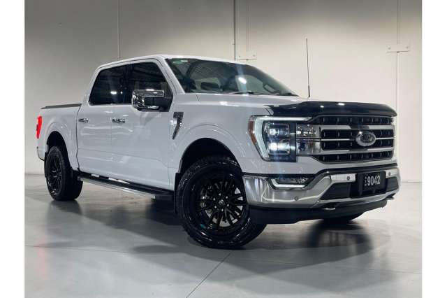 2023 FORD F-150 LARIAT (No Series)